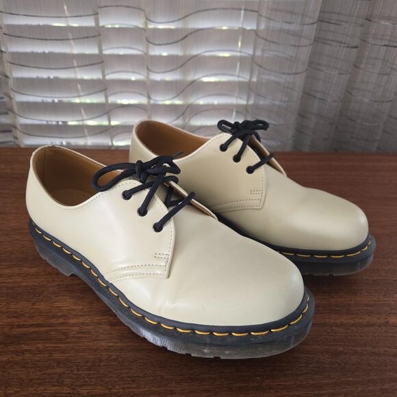 Dr Martens 1461 Cream 3 Hole Oxford Shoes, size 41EU/ 10 - Picture 1 of 10